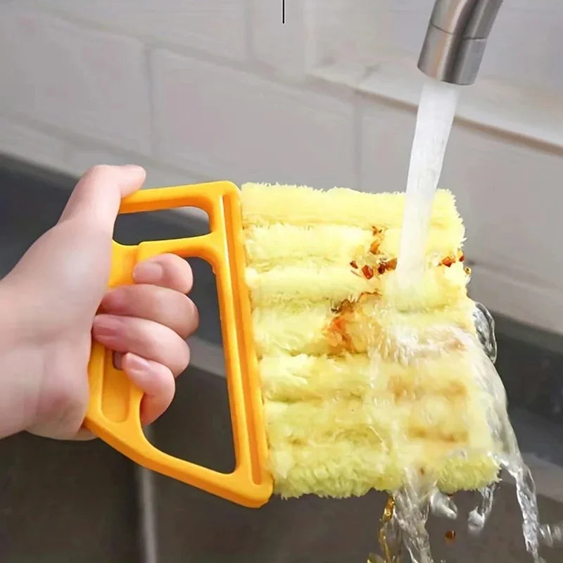 Curtain Cleaning Brush